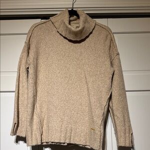 Michael Kors Cream Turtleneck Pullover Sweater